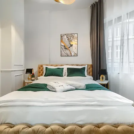 Hanza Tower 5 Stars Appart hôtel