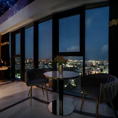 Appart hôtel Hanza Tower 5 Stars 4*