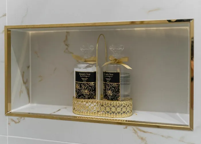 Апарт-отель Hanza Tower 5 Stars